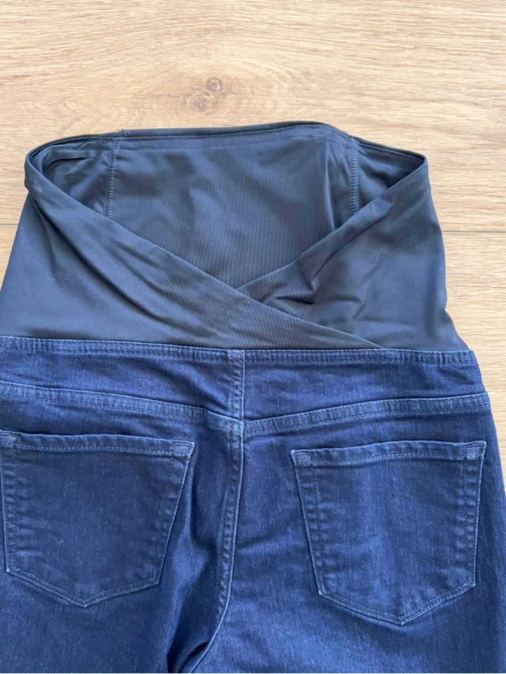 Isabel Maternity by Ingrid & Isabel Dark Skinny Jeans with Belly Overband - Picture 3 of 4